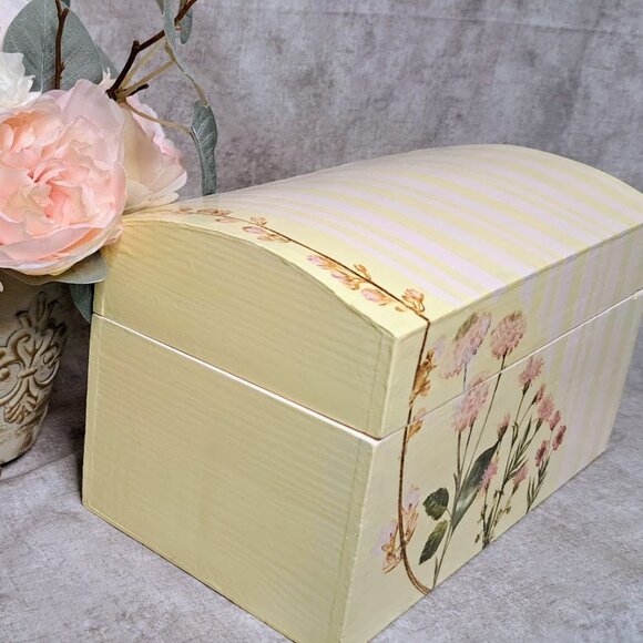 Handcrafted Memory box - Picture 5 of 5